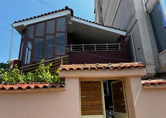 Retreat In The Centre Of Korce